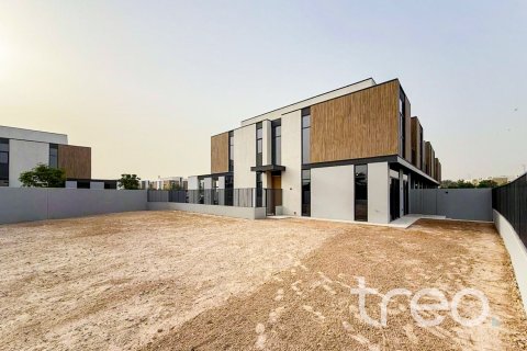 Villa te huur in Mudon, Dubai, VAE 4 slaapkamers, 535.49 vr.m., nr 733584 - foto 2