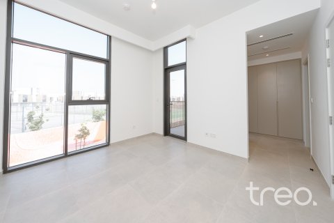 Vilë në Mudon, Dubai, Emiratet e Bashkuara Arabe 4 dhoma gjumi, 535.49 m2. № 733584 - Foto 10