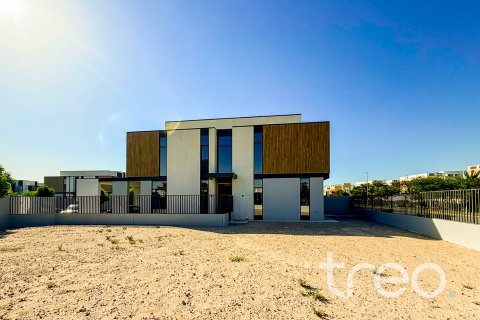 Villa te huur in Mudon, Dubai, VAE 4 slaapkamers, 535.49 vr.m., nr 733584 - foto 1