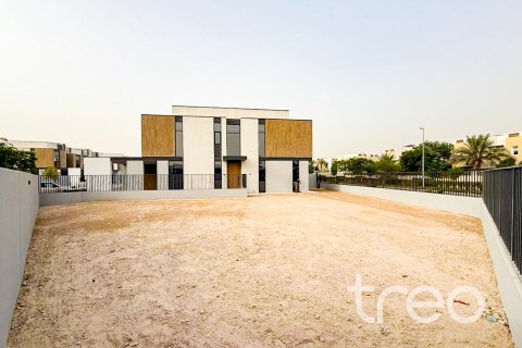 Villa te huur in Mudon, Dubai, VAE 4 slaapkamers, 535.49 vr.m., nr 733584 - foto 3