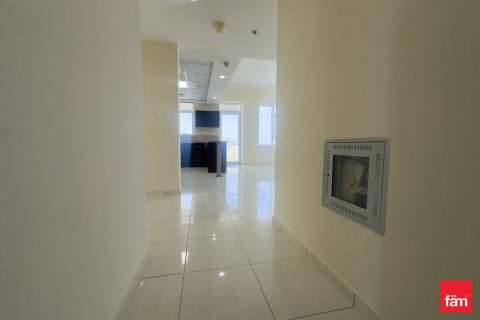 Apartment til salg i Majan, Dubai, UAE 3 soveværelser, 153.1 kvm № 679108 - foto 15