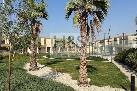 Villa te huur in Mohammed Bin Rashid City, Dubai, VAE 4 slaapkamers, 288 vr.m., nr 642161 - foto 12