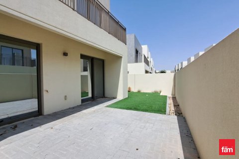 Radhus till försäljning i Dubai, UAE 4 sovrum, 215 kvm Nr. 708377 - fotografi 2