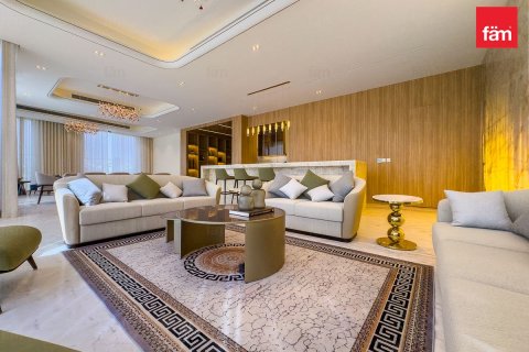 Villa in Dubai, UAE 6 bedrooms, 778.1 sq.m. № 647723 - photo 6