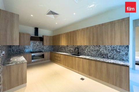 Villa in Dubai, UAE 6 bedrooms, 778.1 sq.m. № 647723 - photo 24