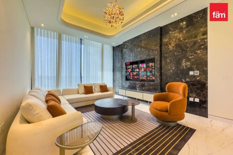 Villa in Dubai, UAE 6 bedrooms, 778.1 sq.m. № 647723 - photo 4