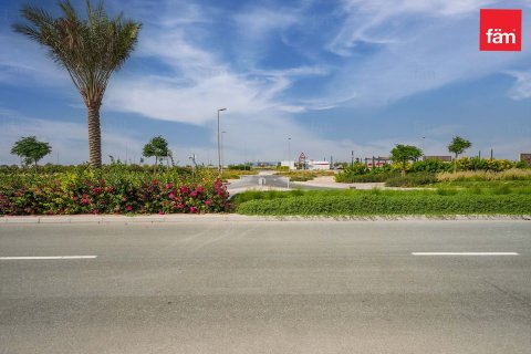 Land in Jebel Ali, Dubai, UAE 1001 sq.m. № 647725 - photo 8