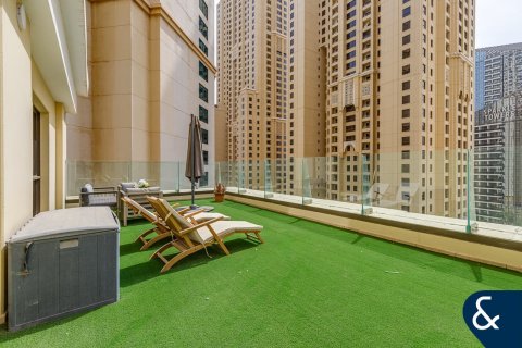 Квартира в Джумейра Бич Резиденс, Дубай, ОАЭ 2 спальни, 175м2 № 688870