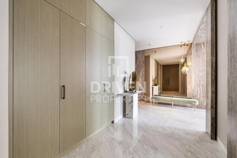 Apartament de închiriat în Downtown Dubai (Downtown Burj Dubai), Dubai, EAU 4 dormitoare, 492.39 mp. №768111 - poză 4
