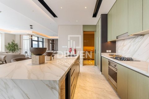 Apartament de închiriat în Downtown Dubai (Downtown Burj Dubai), Dubai, EAU 4 dormitoare, 492.39 mp. №768111 - poză 23