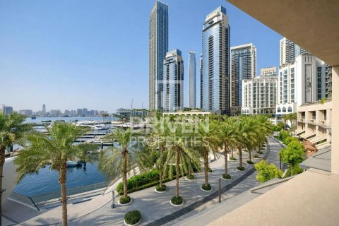 Apartment in Dubai Creek Harbour (The Lagoons), UAE 2 bedrooms, 228.26 sq.m. № 768108 - photo 2