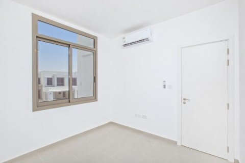 Shtëpi në qytet në Town Square, Dubai, Emiratet e Bashkuara Arabe 3 dhoma gjumi, 188 m2. № 699514 - Foto 13