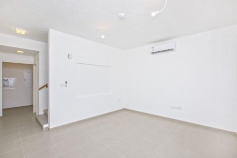 Shtëpi në qytet në Town Square, Dubai, Emiratet e Bashkuara Arabe 3 dhoma gjumi, 188 m2. № 699514 - Foto 4