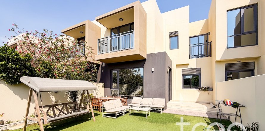 Villa in Dubai Hills Estate, Dubai, VAE: 3 Schlafzimmer, 209.12 m2 Nr. 739332