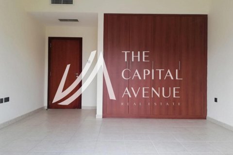 Müüa villa asukohaga Abu Dhabi, AÜE: 4 magamistoaga, 248.79 m² Nr 768876 - pilt 11