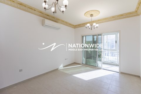 Villa in Abu Dhabi, UAE 3 bedrooms, 176 sq.m. № 629935 - photo 14