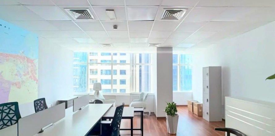 Zyrë në Business Bay, Dubai, Emiratet e Bashkuara Arabe 48.4 m2. № 636823