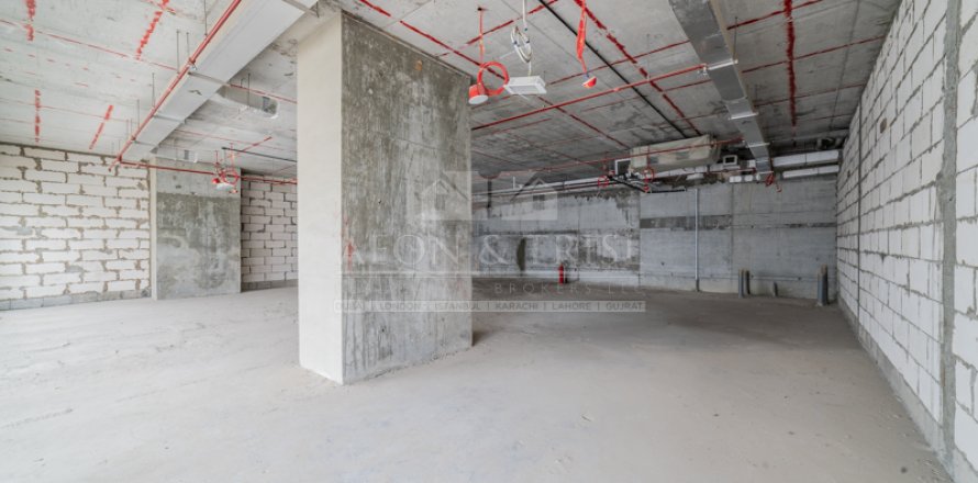 Propiedad comercial en Business Bay, Dubai, EAU 186 m² № 648555