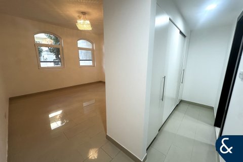 Appartamento in vendita a Motor City, Dubai, EAU 2 camere da letto, 139 mq. № 684895 - foto 14