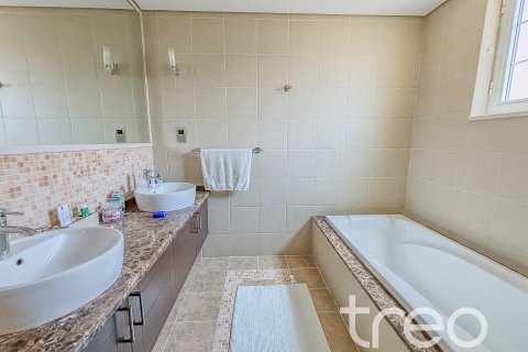Villa itt: Jumeirah Park, Dubai, EAE, 3 hálószoba, 284.56 m², azonosító: 733534 - fénykép 9