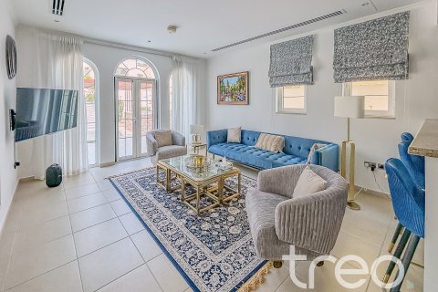 Villa itt: Jumeirah Park, Dubai, EAE, 3 hálószoba, 284.56 m², azonosító: 733534 - fénykép 3