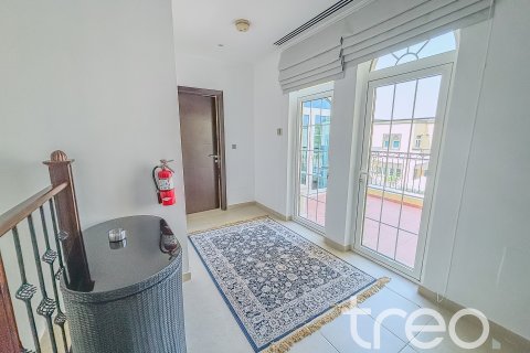 Villa itt: Jumeirah Park, Dubai, EAE, 3 hálószoba, 284.56 m², azonosító: 733534 - fénykép 14