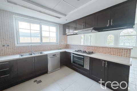 Villa itt: Jumeirah Park, Dubai, EAE, 3 hálószoba, 327.67 m², azonosító: 733535 - fénykép 13