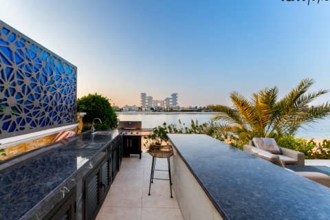 Palm Jumeirah, Dubai, संयुक्त अरब अमीरात में विला, 5 बेडरूम, 650.3 वर्ग मीटर, संख्या 640521 - फ़ोटो 11