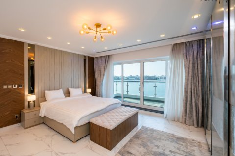 Palm Jumeirah, Dubai, संयुक्त अरब अमीरात में विला, 5 बेडरूम, 650.3 वर्ग मीटर, संख्या 640521 - फ़ोटो 27