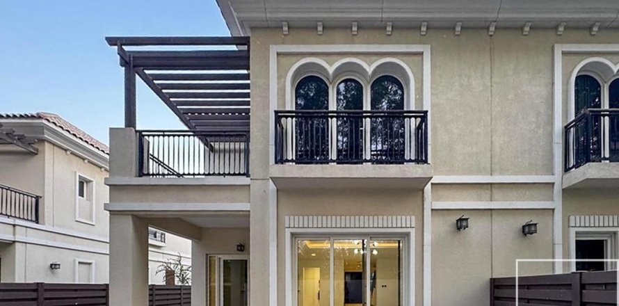 Villa a Dubai Land, Dubai, EAU 3 camere da letto, 313 mq. № 681124