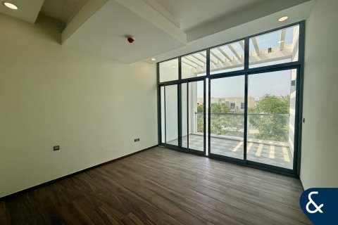 Villa til salgs i Al Furjan, Dubai, Emiratene 3 soverom, 198 kvm Nr. 666456 - Foto 15