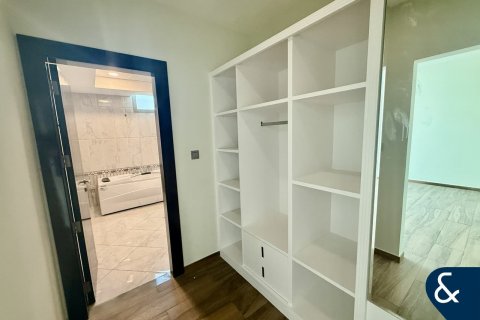 Villa til salgs i Al Furjan, Dubai, Emiratene 3 soverom, 198 kvm Nr. 666456 - Foto 16