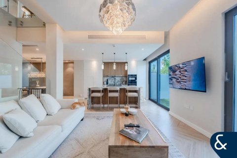 Müüa villa asukohaga Tilal Al Ghaf, Dubai, AÜE: 3 magamistoaga, 207 m² Nr 666460 - pilt 4