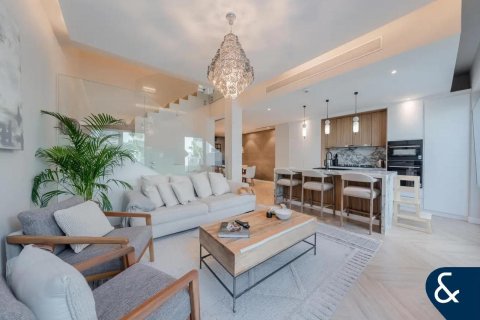 Müüa villa asukohaga Tilal Al Ghaf, Dubai, AÜE: 3 magamistoaga, 207 m² Nr 666460 - pilt 1