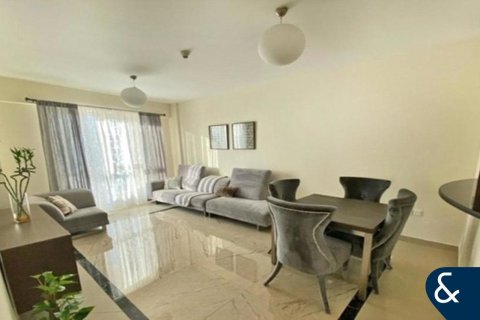 Appartamento in vendita a Jumeirah Lake Towers, Dubai, EAU 2 camere da letto, 90 mq. № 666459 - foto 1