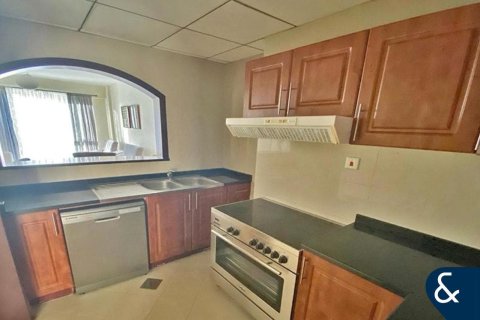 Appartamento in vendita a Jumeirah Lake Towers, Dubai, EAU 2 camere da letto, 90 mq. № 666459 - foto 5