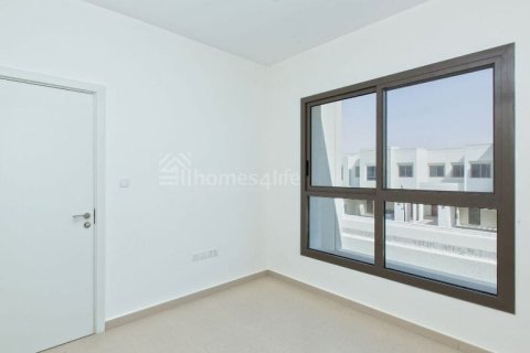 Kuća u nizu u gradu Town Square, Dubai, UAE 3 spavaće sobe, 188 m2 Br. 708575 - Slika 28