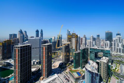 Apartment in Business Bay, Dubai, UAE 1 bedroom, 63 sq.m. № 703383 - photo 21