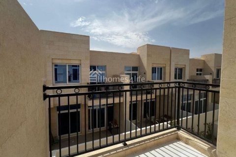 Kuća u nizu u DAMAC Hills (Akoya by DAMAC), Dubai, UAE 4 spavaćih soba, 112 m2 Br. 703381 - fotografija 16