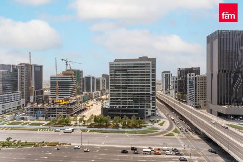 Apartment in Business Bay, Dubai, UAE 1 bedroom, 64 sq.m. № 634864 - photo 10