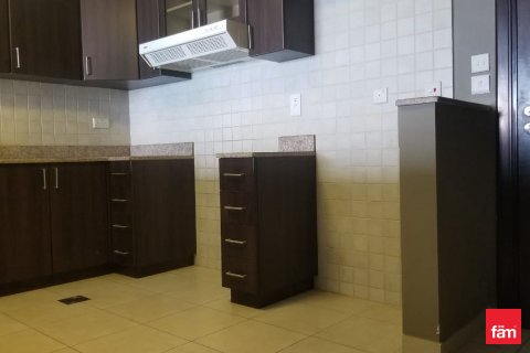 Apartmen di Business Bay, Dubai, UAE 2 bilik tidur, 118 meter persegi № 634860 - foto 11