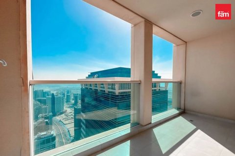 Apartmen di Business Bay, Dubai, UAE 2 bilik tidur, 118 meter persegi № 634860 - foto 16