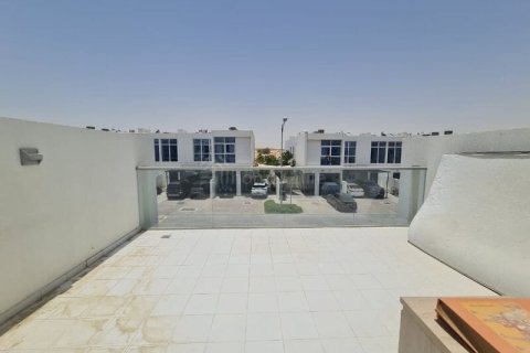 تاون هاوس للبيع في دبي، الإمارات العربية المتحدة 2 غرفة نوم ، 133 متر مربع ، رقم 722168 - صورة 4