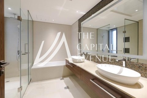 Vilă de închiriat în Yas Island, Abu Dhabi, EAU 4 dormitoare, 598.95 mp.  №737329 - poză 16