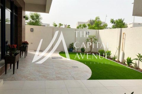 Vilă de închiriat în Yas Island, Abu Dhabi, EAU 4 dormitoare, 598.95 mp.  №737329 - poză 23