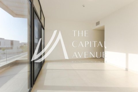 Vilă de închiriat în Yas Island, Abu Dhabi, EAU 4 dormitoare, 598.95 mp.  №737329 - poză 8