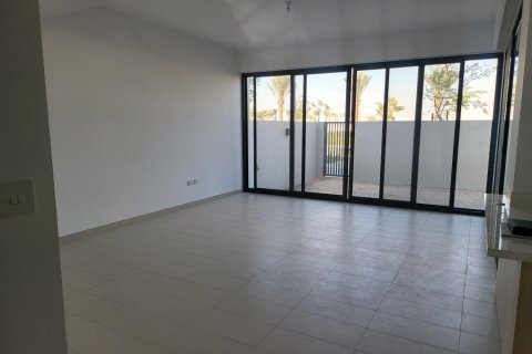 Σπίτι σε Dubai Land, ΗΑΕ 4 υπνοδωμάτια, 245 τ.μ. Αρ. 700738 - φωτογραφία 1