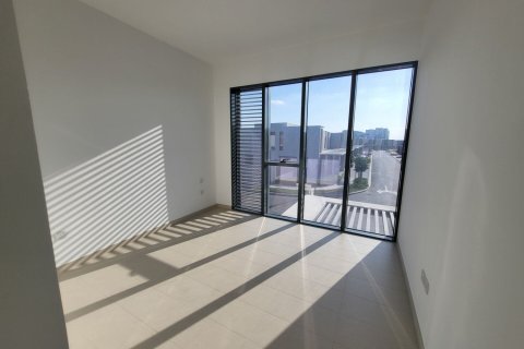 Casa urbana para arrendamento em Dubai Land, Dubai, EAU 4 quartos, 245 m2 № 700738 - foto 4