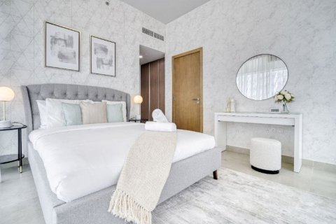 Apartment in Al Jaddaf, Dubai, UAE 1 bedroom, 122 sq.m. № 700737 - photo 2