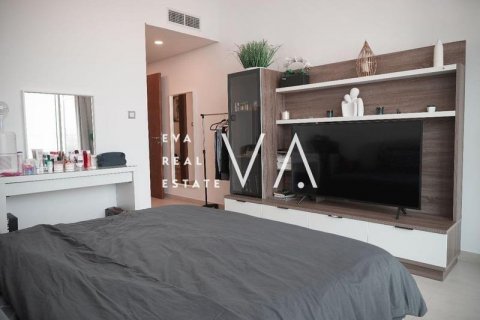 Apartment in Palm Jumeirah, Dubai, UAE 1 bedroom, 94.11 sq.m. № 637775 - photo 6